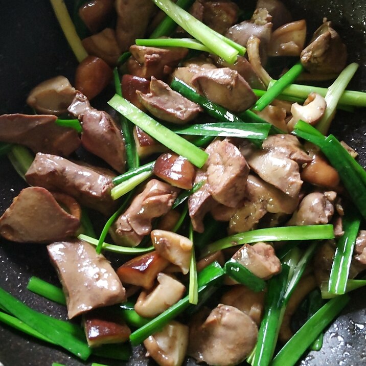 鶏レバニラ炒めのおつまみ